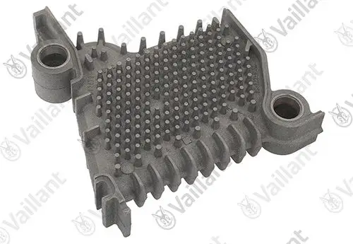 Vaillant Kesselglied aus grau gefärbtem Material mit erhöhter Oberflächenstruktur und mehreren Anschlüssen.